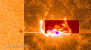Это комбинированное изображение показывает солнечную вспышку Х-класса, произошедшую 29 марта 2014 года. Снимок, полученный «SDO», который находится в левой стороне изображения, показывает местоположение вспышки на Солнце. Оранжевый квадрат - снимок «IRIS». Более темный оранжевый прямоугольник - данные телескопа Dunn Solar Telescope. Фиолетовые пятна показывают основания вспышек - это данные «RHESSI».